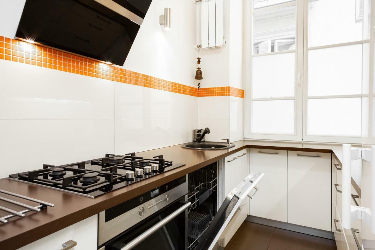 Apartments Warsaw Swietojanska By Noclegi Renters Kültér fotó