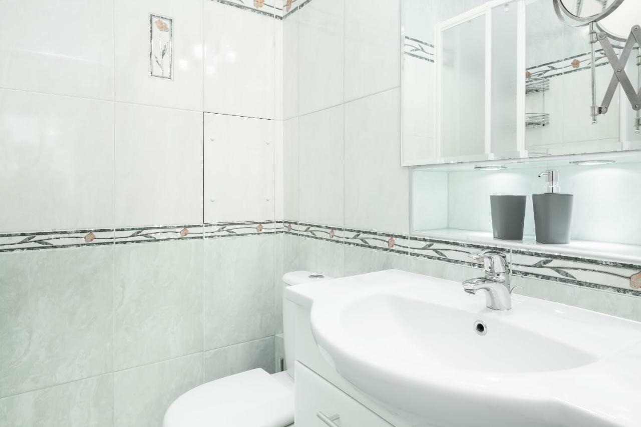 Apartments Warsaw Swietojanska By Noclegi Renters Kültér fotó