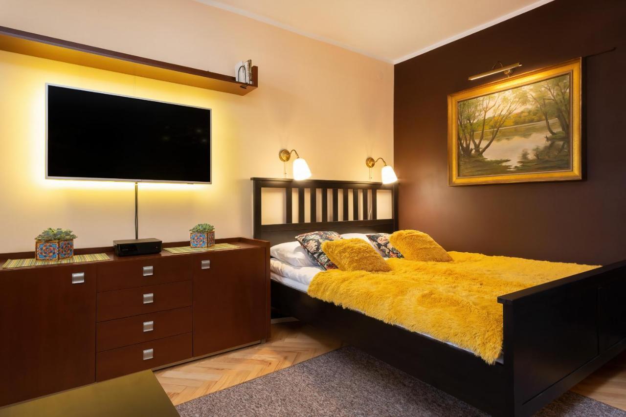 Apartments Warsaw Swietojanska By Noclegi Renters Kültér fotó