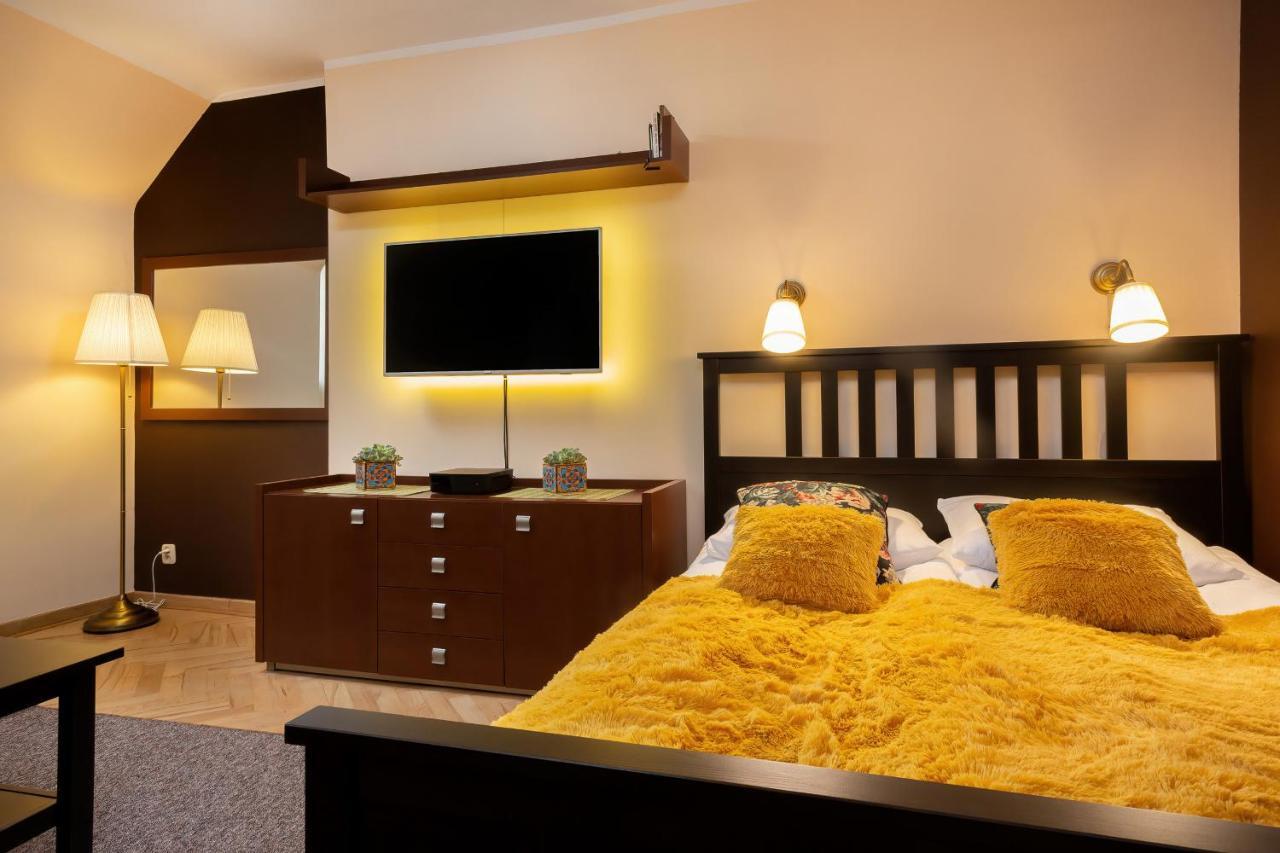 Apartments Warsaw Swietojanska By Noclegi Renters Kültér fotó